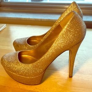 Aldo sparkle Gold heels